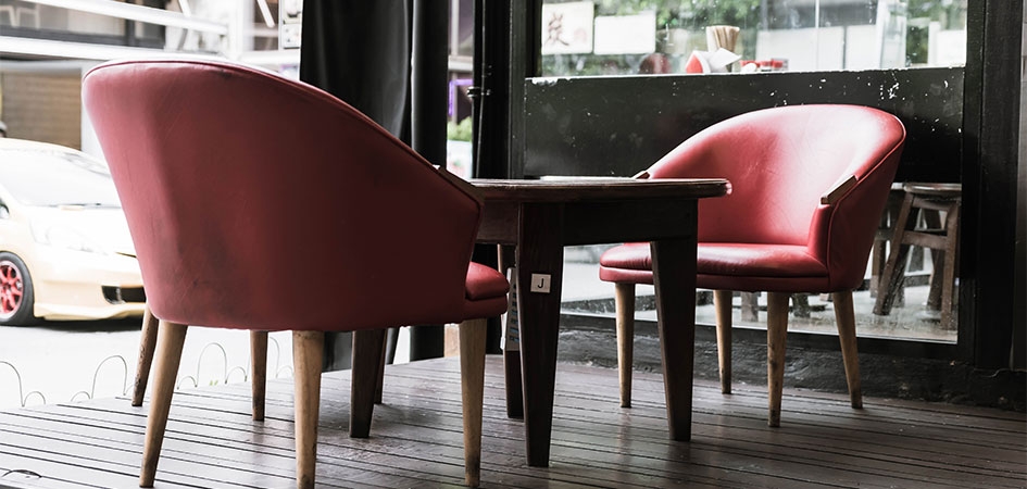 Cafe, Restoran ve Pastane Koltuk Döşeme İmalatı ve Tamir Servisi Hizmetleri