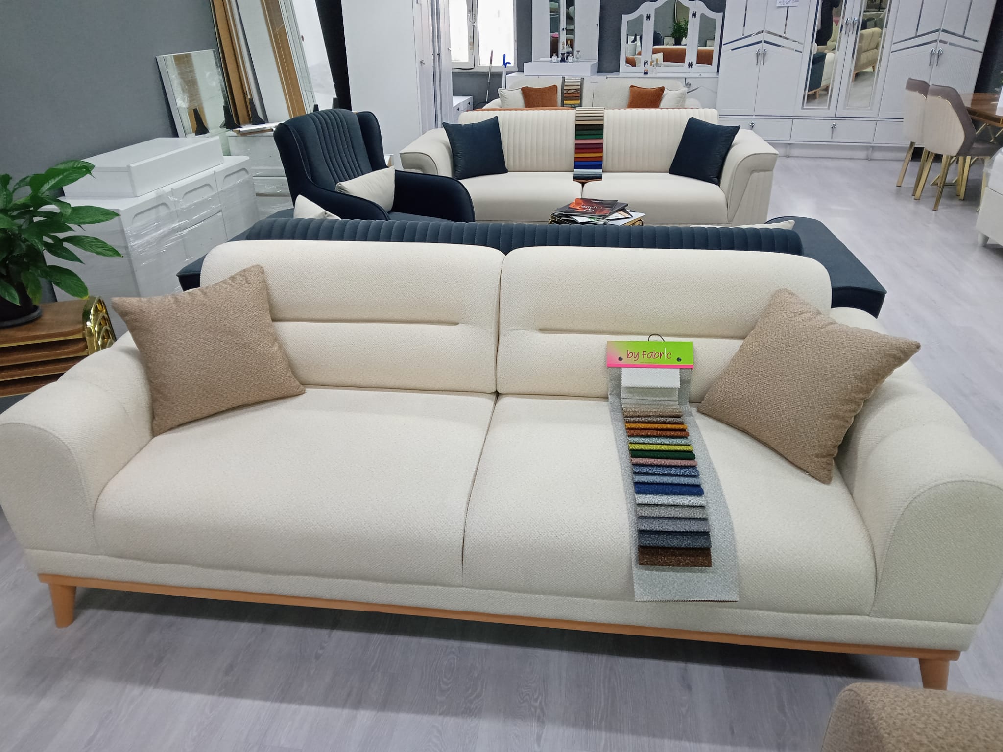 78dd7e3fd1384080ab91286caa7e1226.jpg ataşehir koltuk döşeme tamir kumaş değişimi